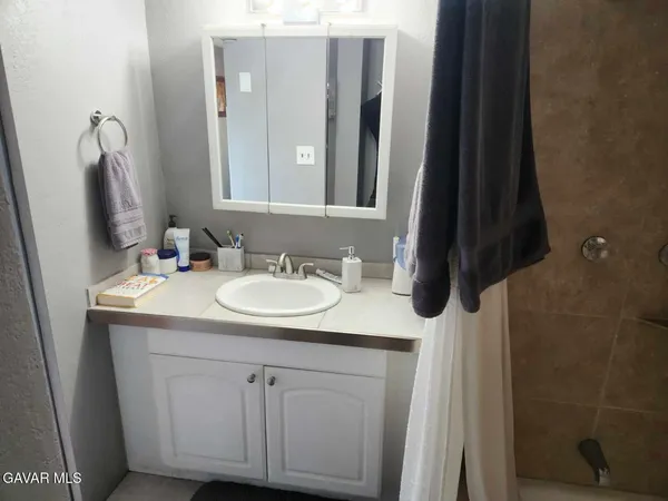 $60,900 | 37311 47th Street East, Palmdale, CA 93552
