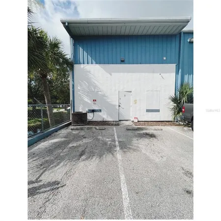 $2,000 | 7216 Chancery Lane, Unit 100, Orlando, FL 32809