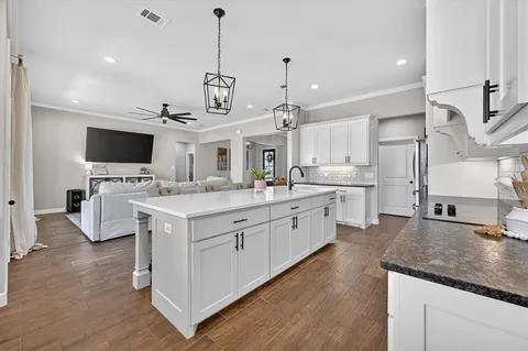 $455,000 | 849 County Road 4699, Boyd, TX 76023