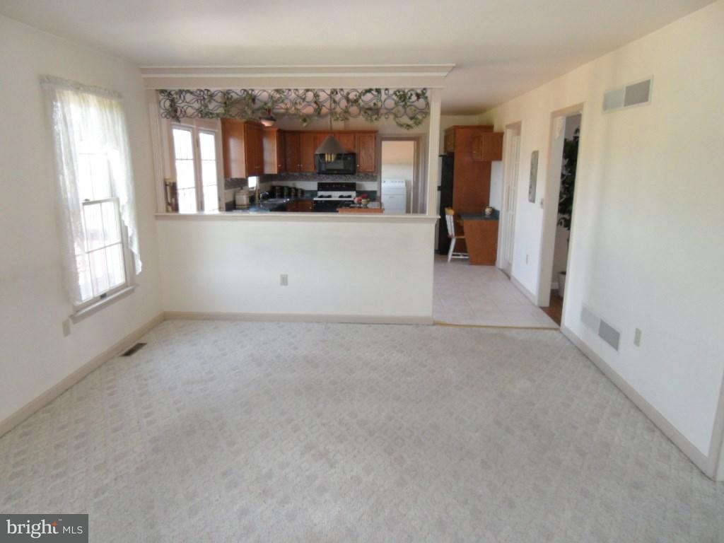 1140 Foxianna Road Middletown, PA 17057 - Photo 8 of 25 Gallery Image 8