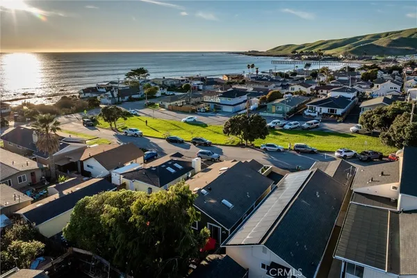 $1,685,000 | 50 South 3rd Street, Cayucos, CA 93430