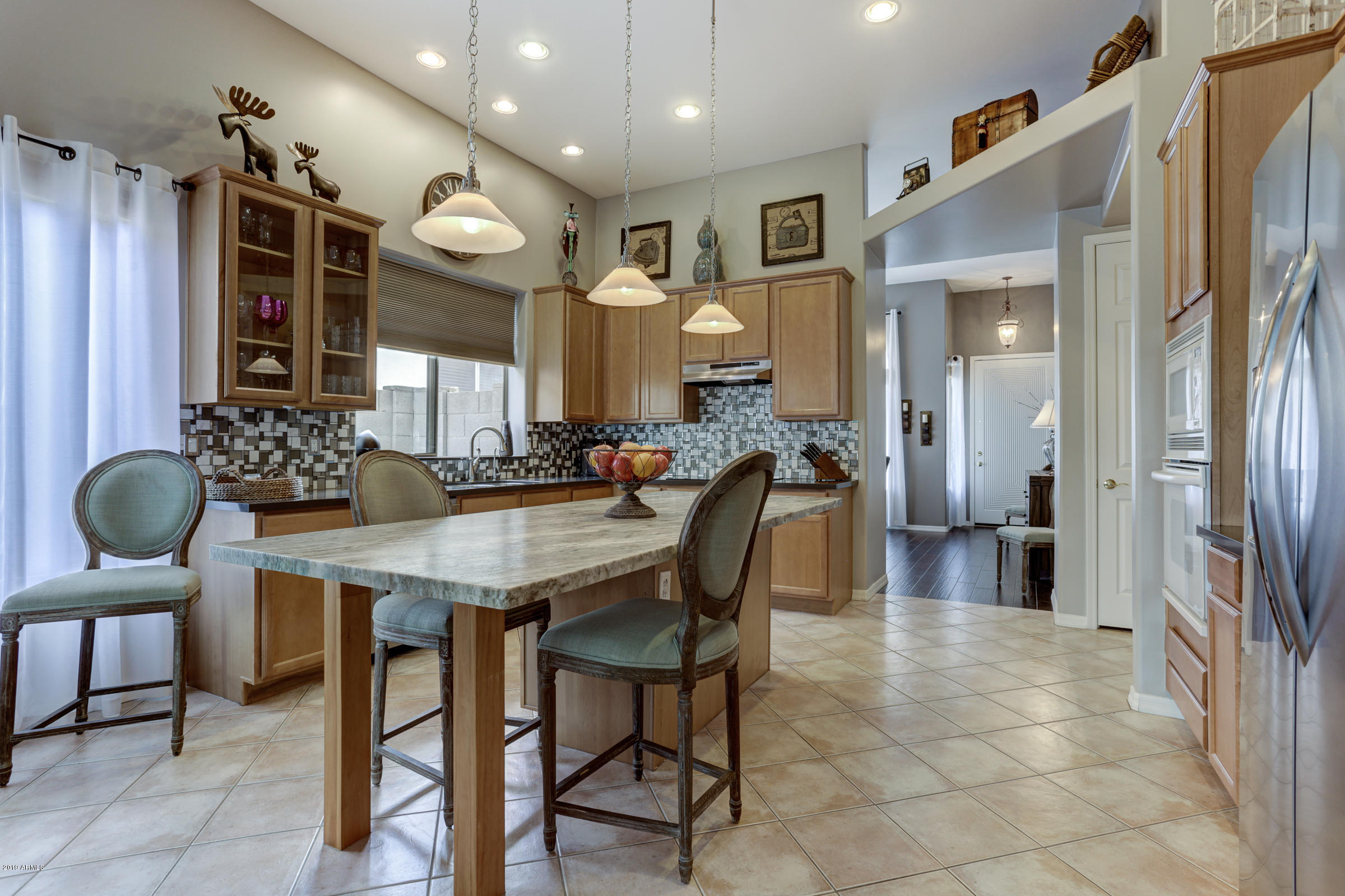 3158 East Amber Ridge Way Phoenix, AZ 85048 - Photo 8 of 31 3158 E Amber Ridge Way-12