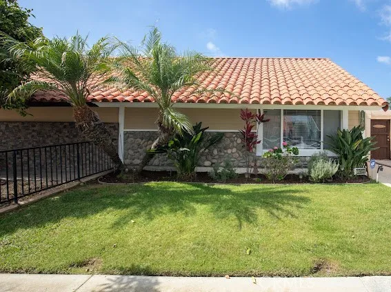 $4,550 | 1903 Alsuna Lane, Huntington Beach, CA 92648