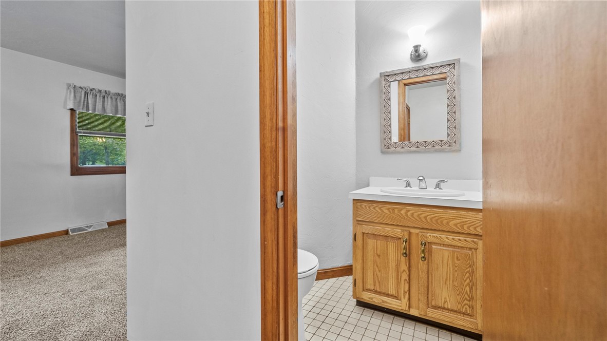 447 Stafford Road, Unit C1 Tiverton, RI 02878 - Photo 16 of 33