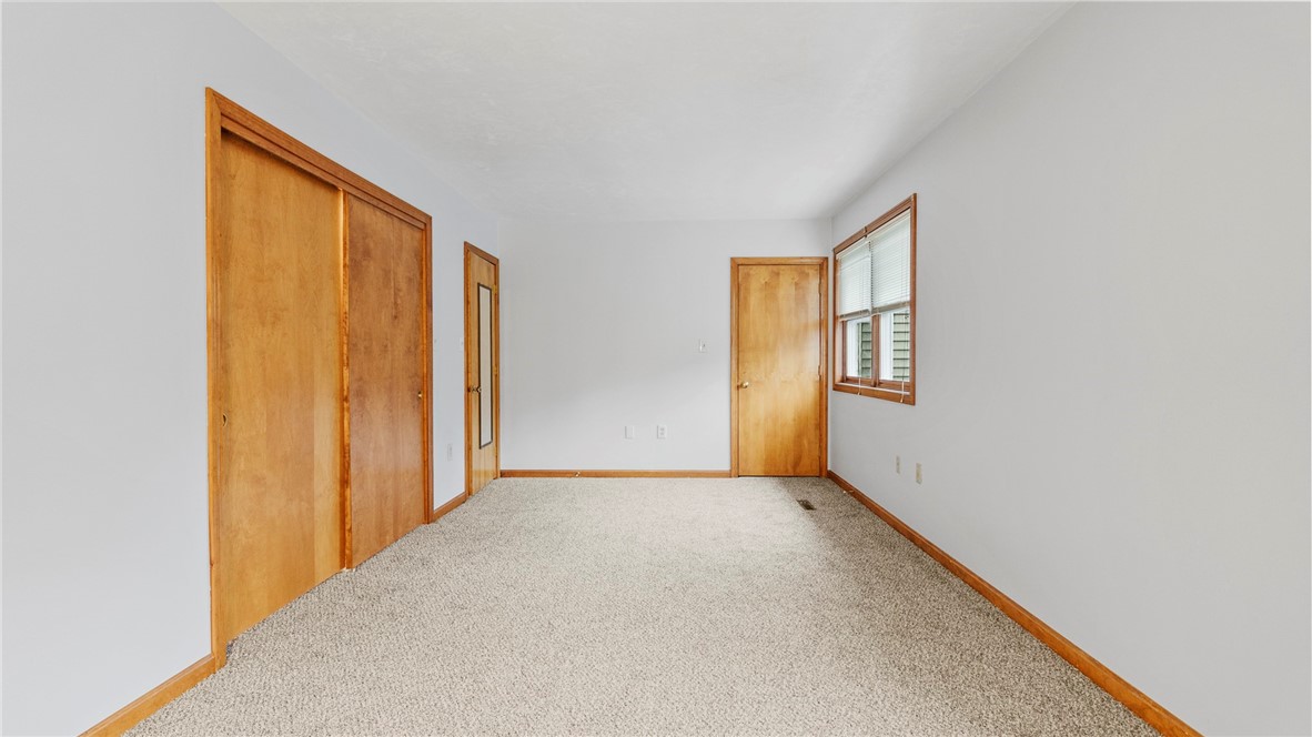 447 Stafford Road, Unit C1 Tiverton, RI 02878 - Photo 19 of 33 Bedroom #1 - 2nd Level (2 closets)