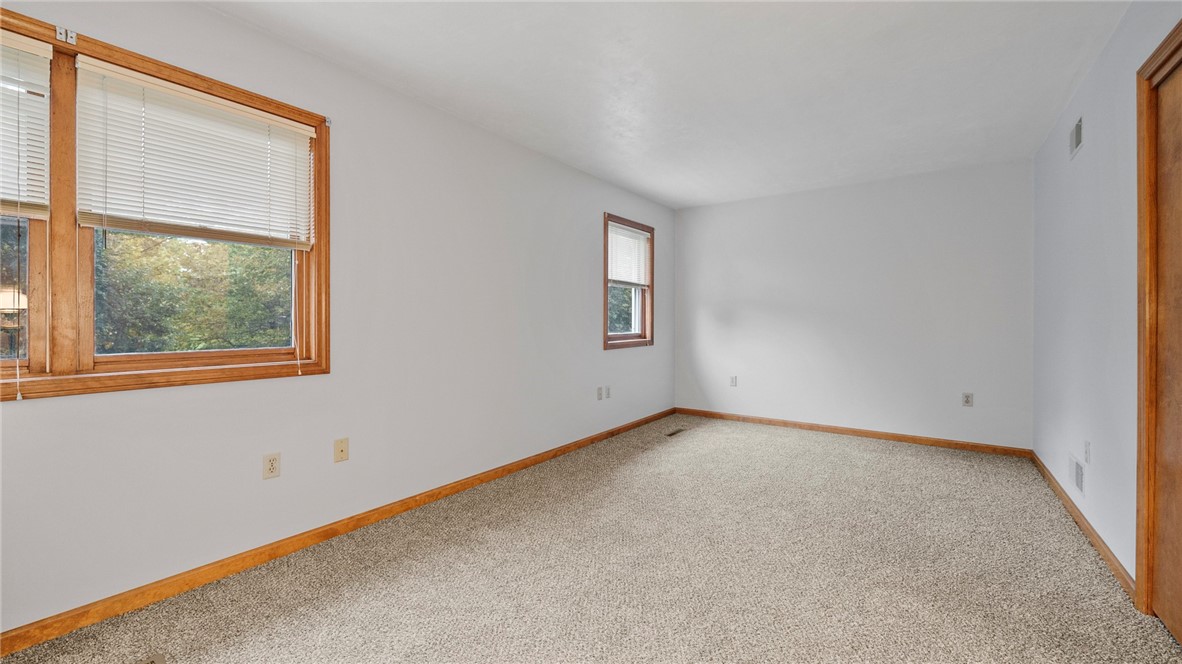 447 Stafford Road, Unit C1 Tiverton, RI 02878 - Photo 23 of 33