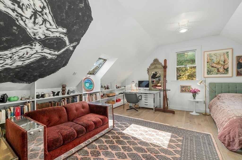 25 Leverett Street Gloucester, MA 01930 - Photo 22 of 41 a living room with furniture and a rug