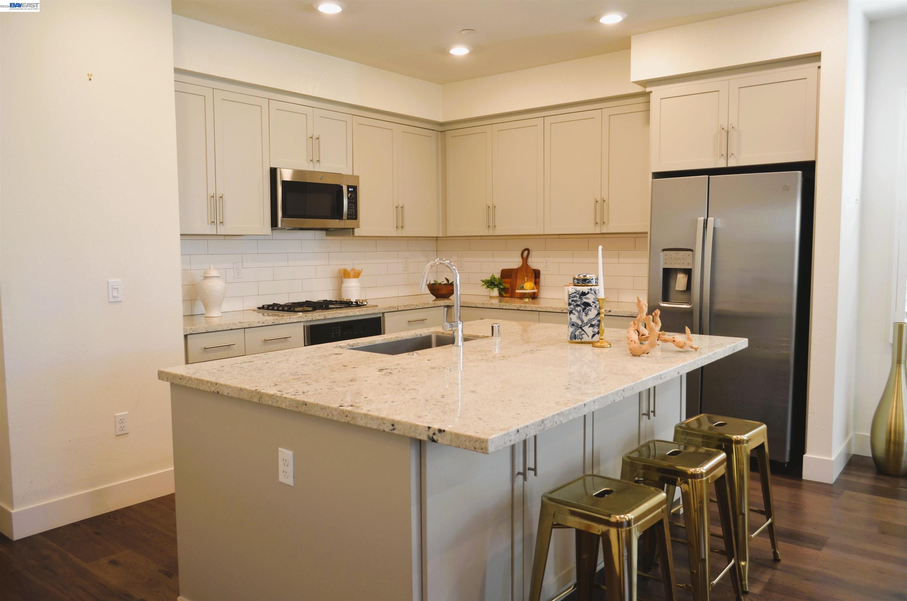 12109 Almeria Way San Ramon, CA 94583 - Photo 7 of 49
