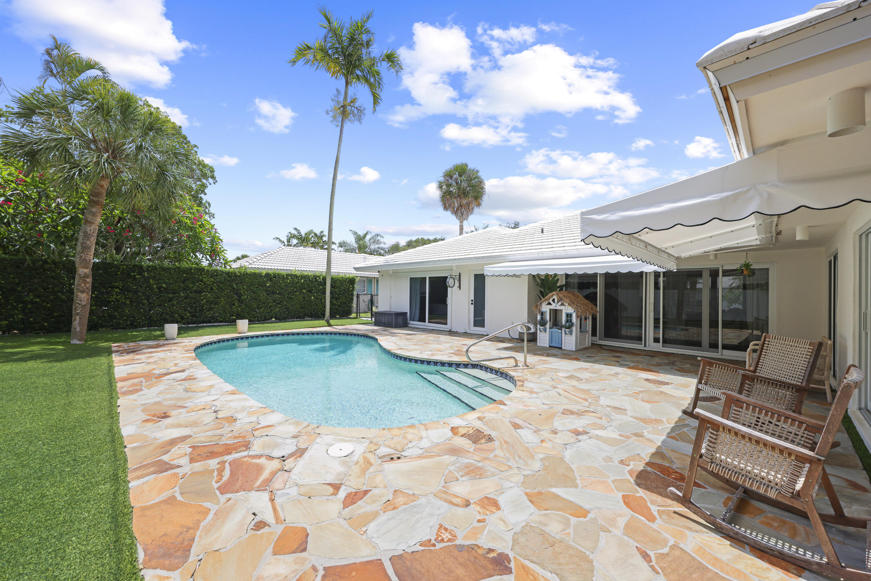621 Apple Tree Lane Boca Raton, FL 33486 - Photo 42 of 49 621 Apple Tree Lane - 46.jpg-FULL