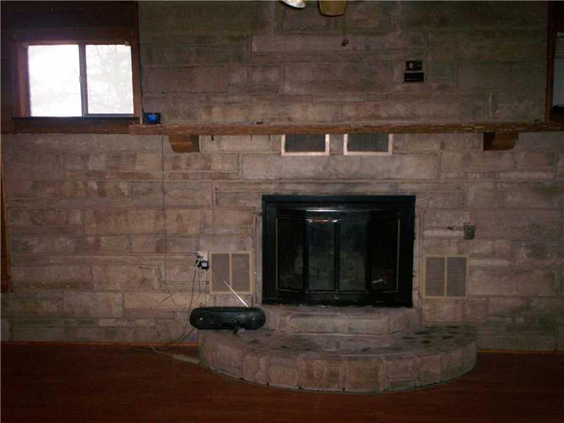 8613 Cox Road Indianapolis, IN 46221 - Photo 7 of 23