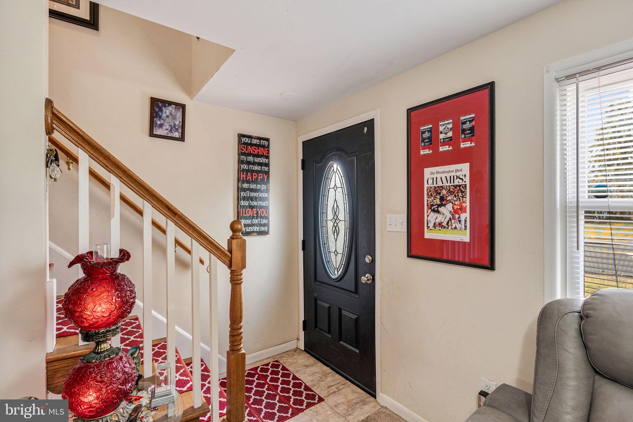 13203 Delaney Road Woodbridge, VA 22193 - Photo 2 of 35