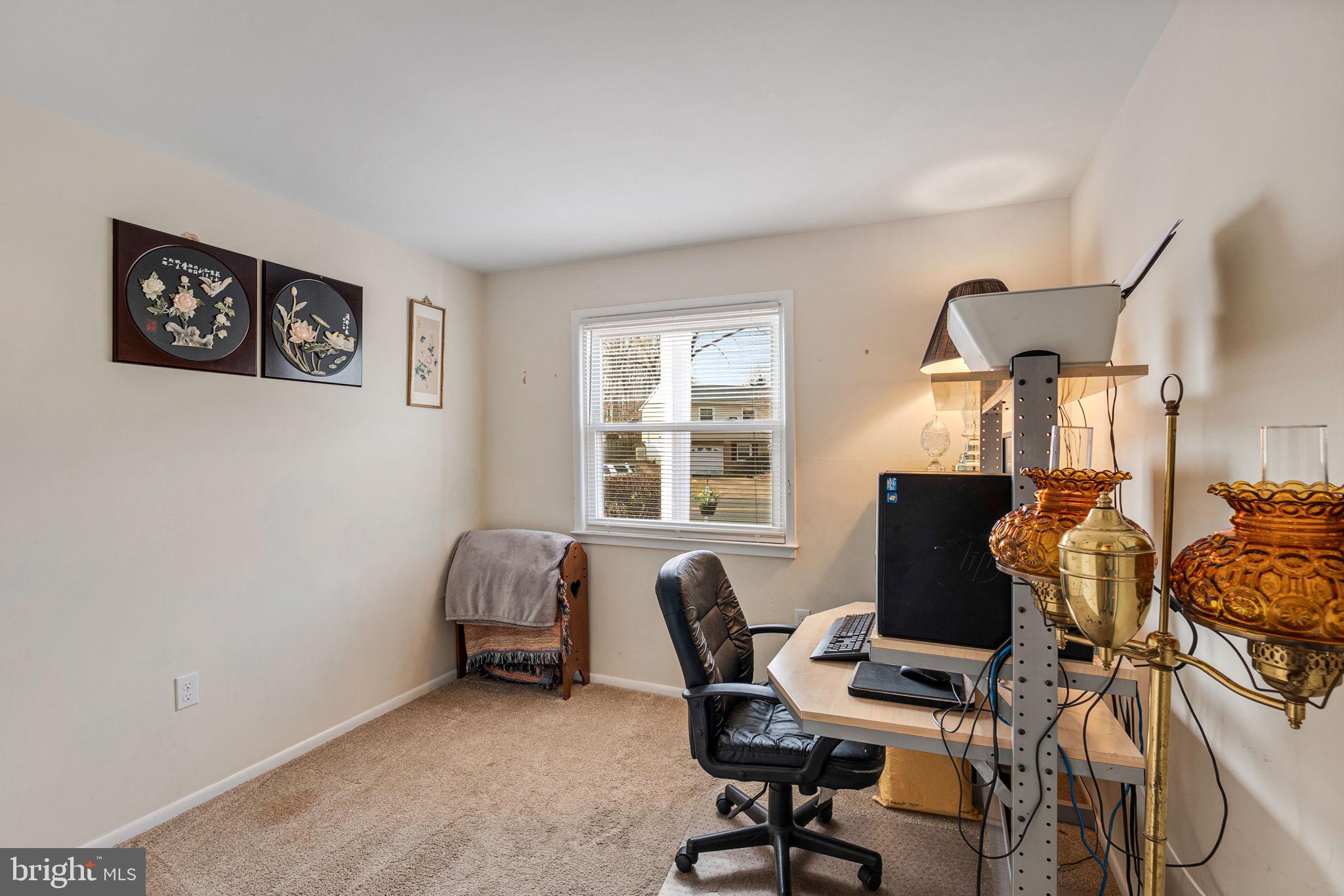 13203 Delaney Road Woodbridge, VA 22193 - Photo 6 of 35