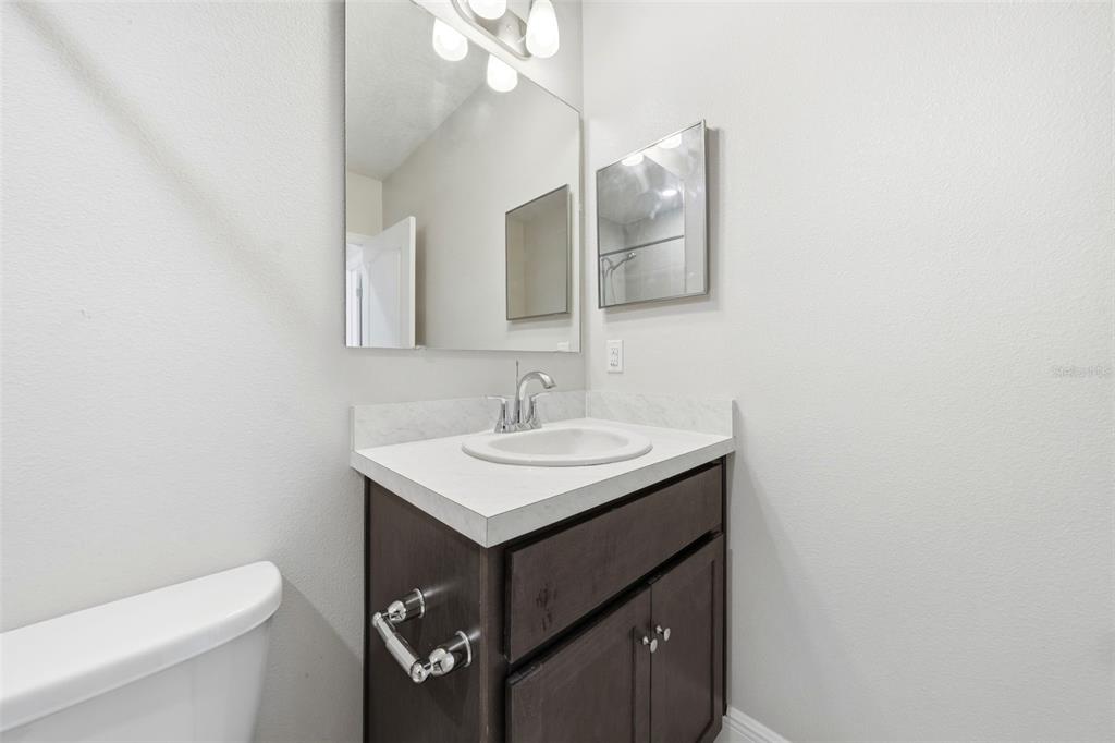 2524 Carriage Pointe Loop Apopka, FL 32712 - Photo 33 of 50