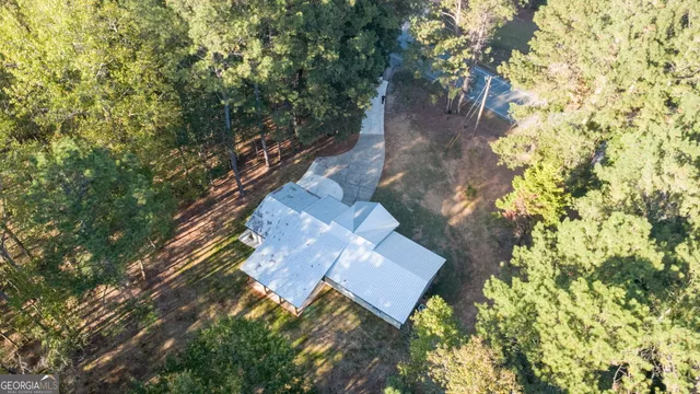 $399,999 | 392 Highway 74, Molena, GA 30258