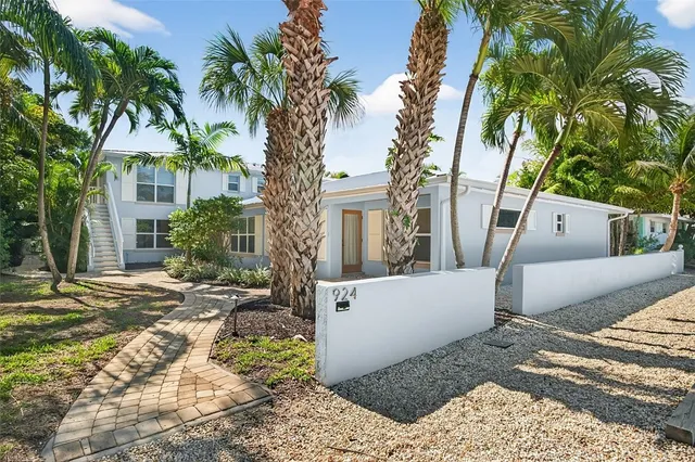 $650,000 | 924 Coquina Lane, Unit 3, Vero Beach, FL 32963