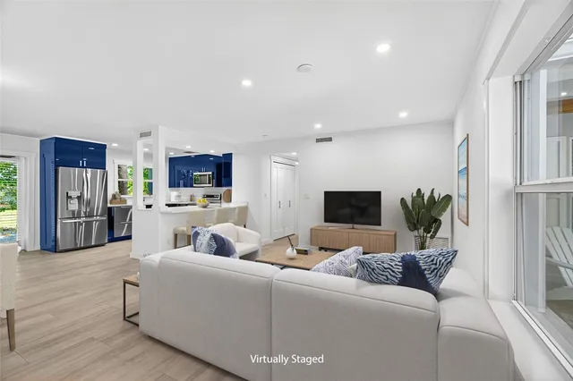 $650,000 | 924 Coquina Lane, Unit 3, Vero Beach, FL 32963