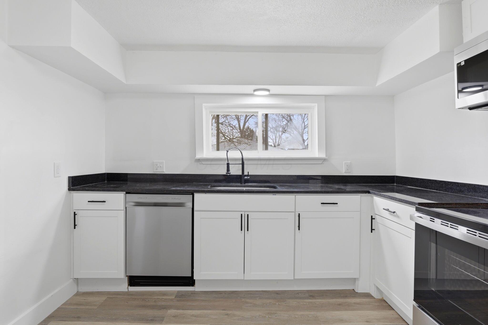 1127 Rumsey Road Columbus, OH 43207 - Photo 15 of 33