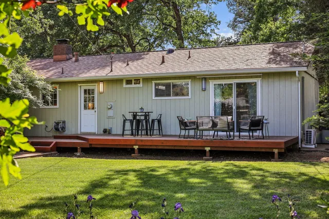 $555,000 | 7057 Riata Drive, Redding, CA 96002