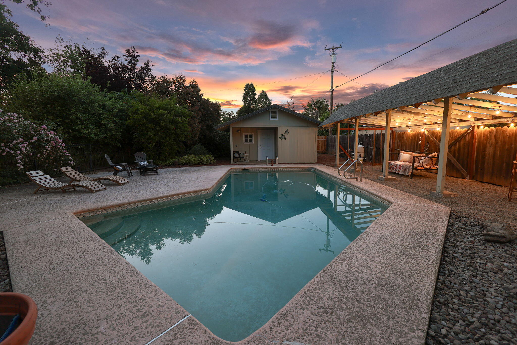 7057 Riata Drive Redding, CA 96002 - Photo 27 of 98 Evenings Spent Poolside
