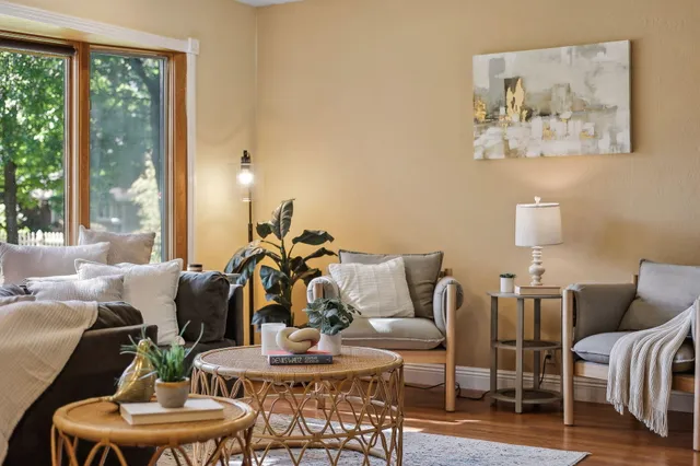 $555,000 | 7057 Riata Drive, Redding, CA 96002