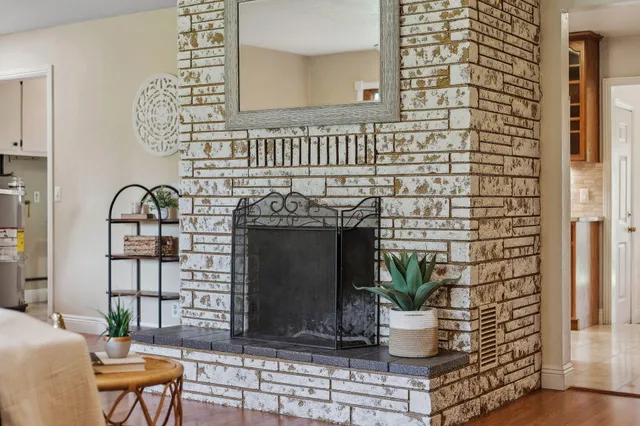 $555,000 | 7057 Riata Drive, Redding, CA 96002