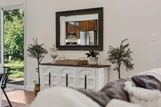 $555,000 | 7057 Riata Drive, Redding, CA 96002