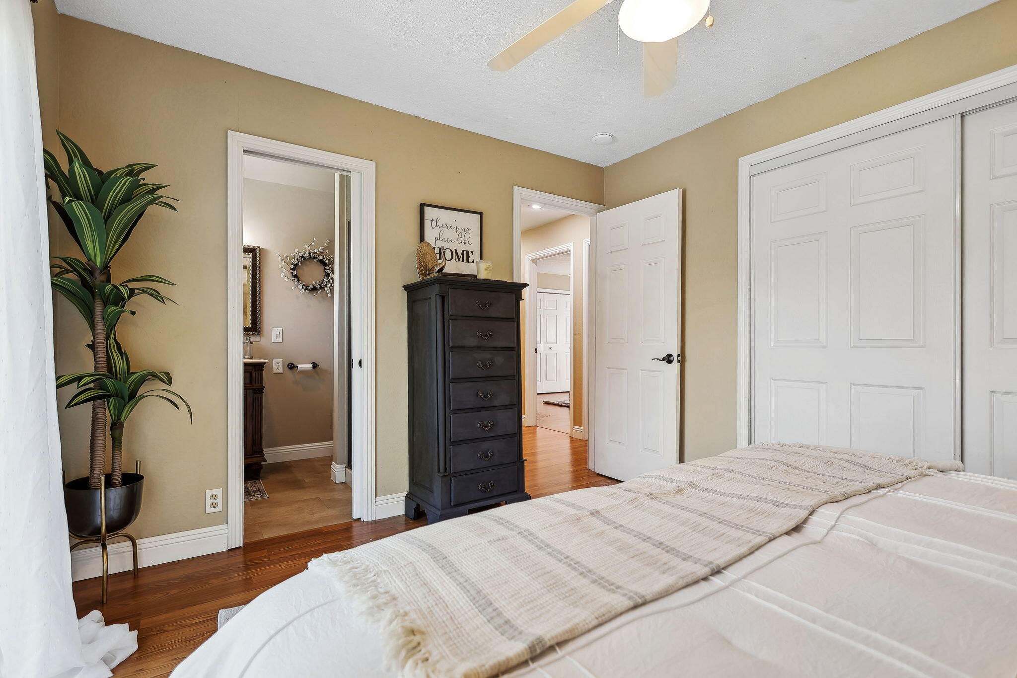 7057 Riata Drive Redding, CA 96002 - Photo 55 of 98 Primary Suite