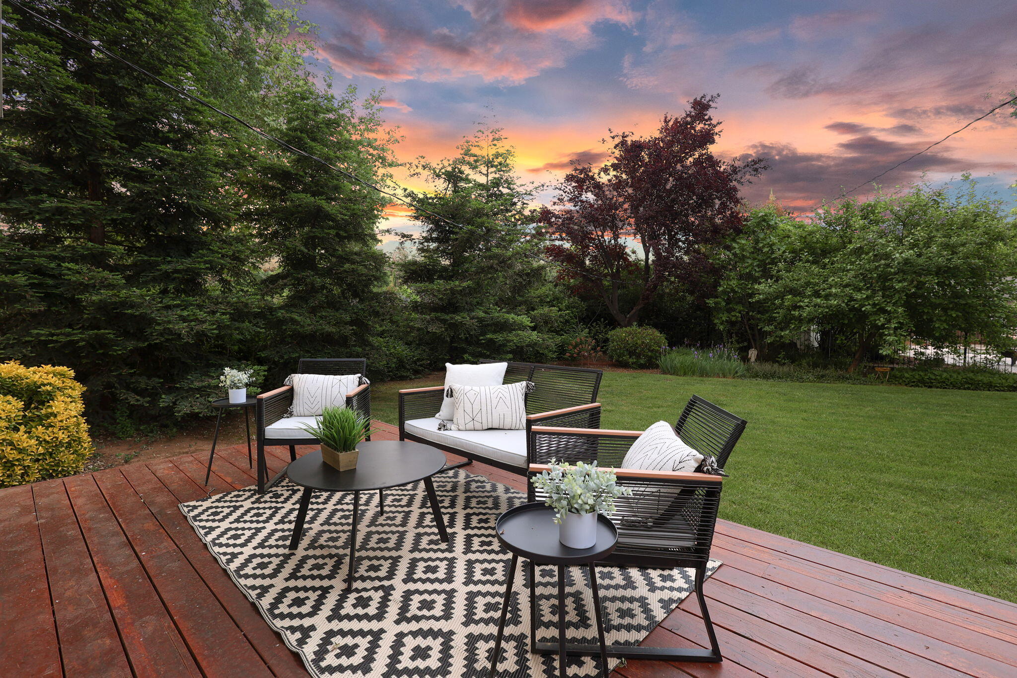 7057 Riata Drive Redding, CA 96002 - Photo 6 of 98 Beautiful Back Deck