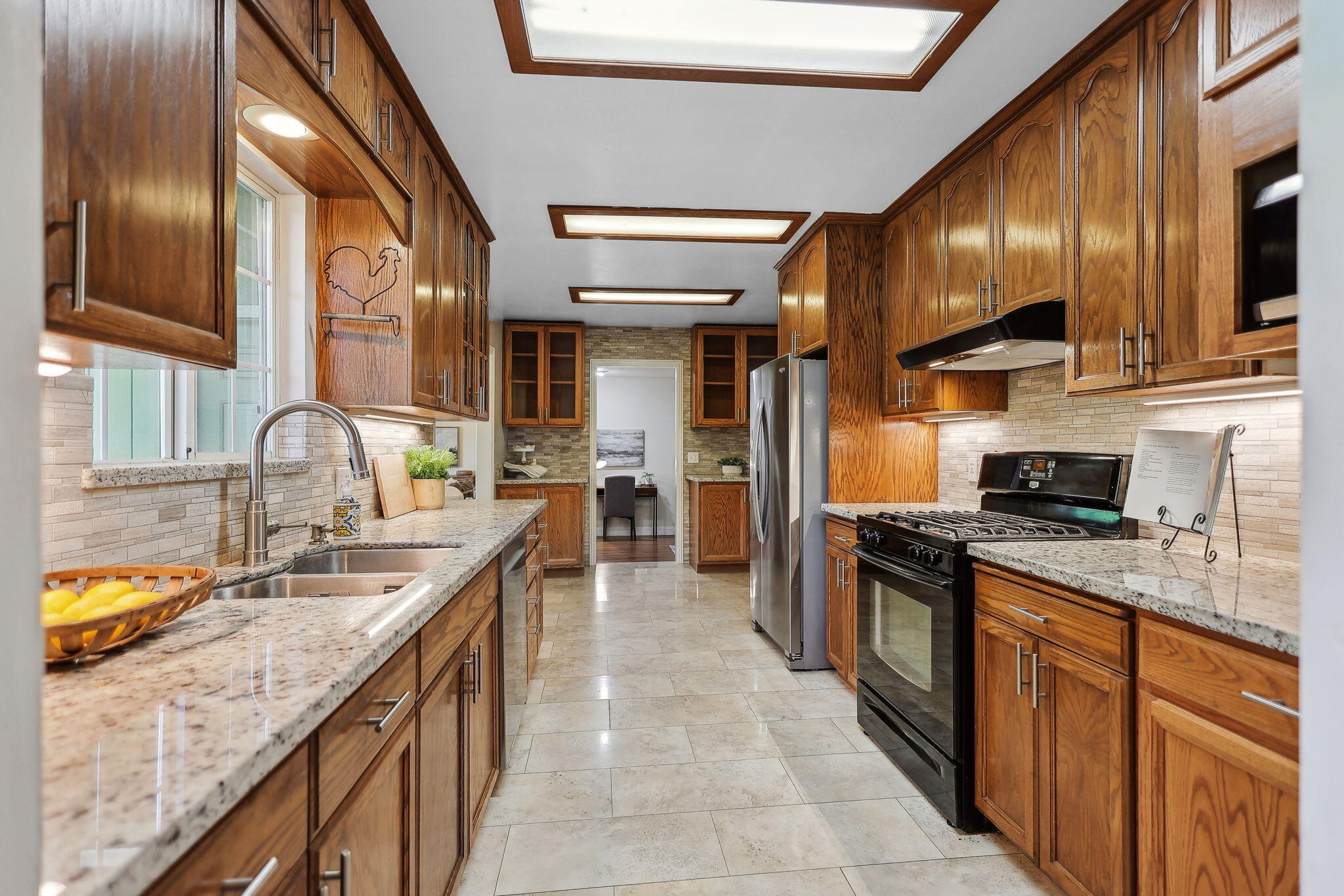 7057 Riata Drive Redding, CA 96002 - Photo 10 of 98 Kitchen with Granite Counters