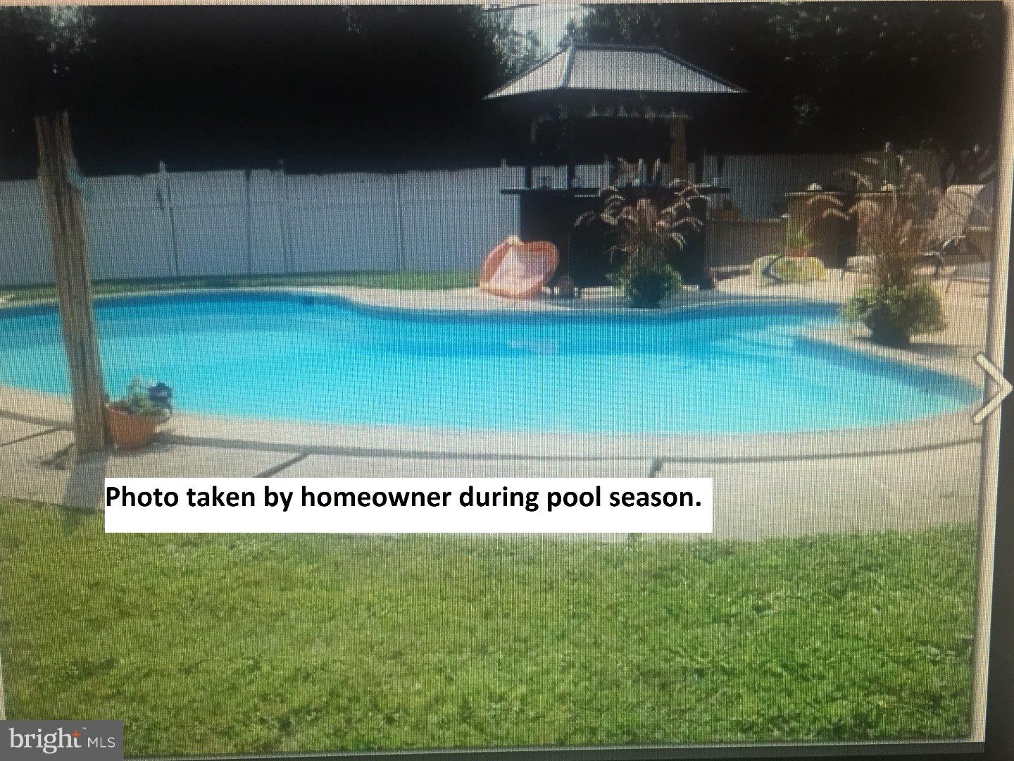 9949 Hardy Road Philadelphia, PA 19115 - Photo 2 of 3 Pool