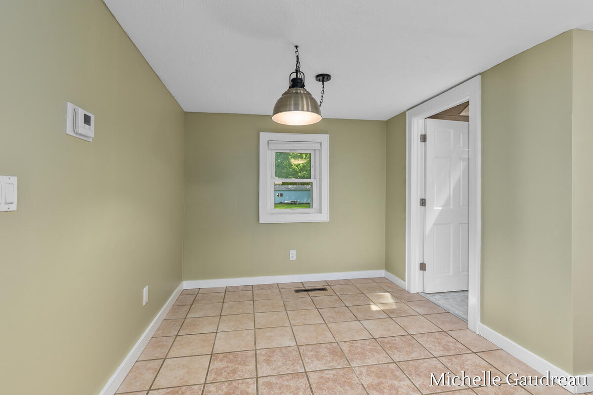 621 Eagle Point Road Lake Odessa, MI 48849 - Photo 15 of 47 621-Eagle_014