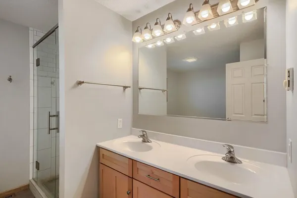 $425,000 | 2755 Faulkner Drive, Chaska, MN 55318