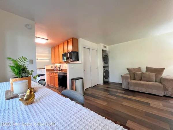 $330,000 | 220 Homestead Drive, Unit 203, Victor, ID 83455