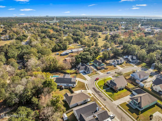 $289,500 | 14 Le Petit Cove, Long Beach, MS 39560