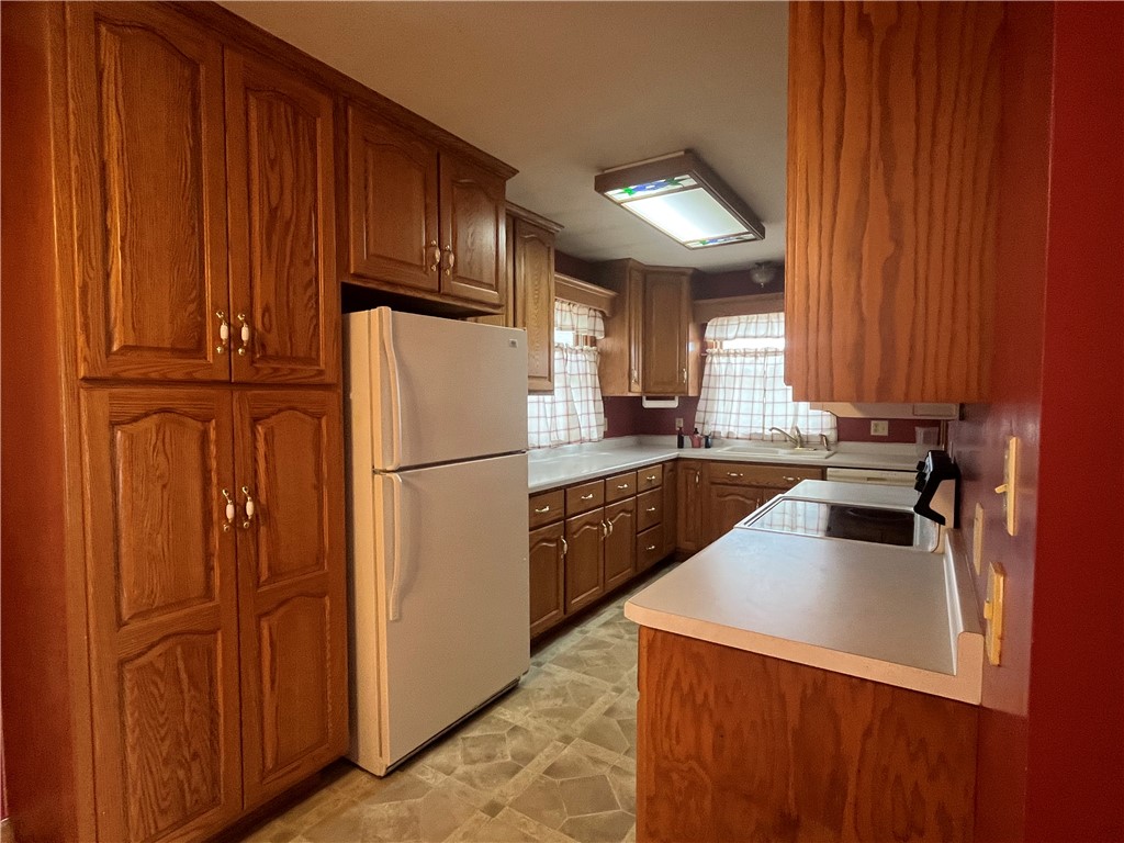2975 Turpin Road Decatur, IL 62521 - Photo 8 of 19 Gallery Image 8