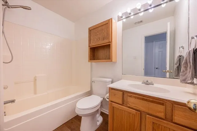 wooden floor in an empty room