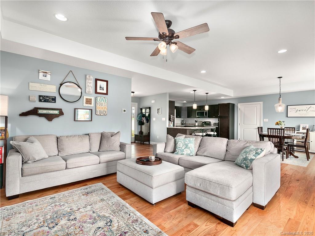 39 Horizon Way Alexander, NC 28701 - Photo 3 of 21 Gallery Image 3
