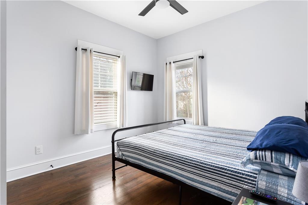 569 Hope Street Southwest Atlanta, GA 30310 - Photo 18 of 33