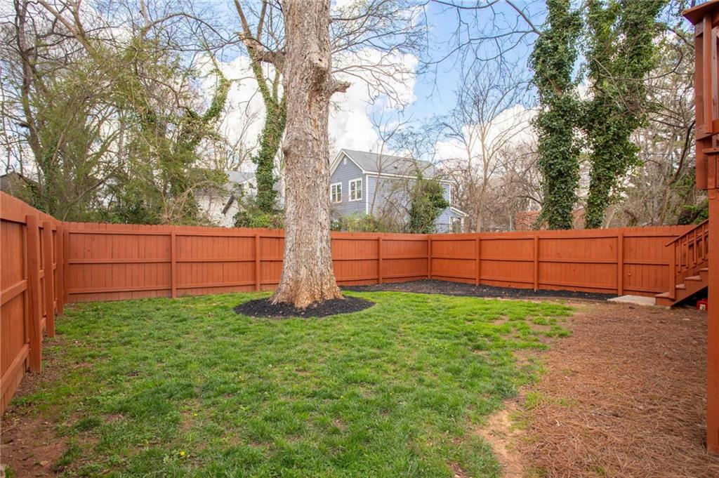 569 Hope Street Southwest Atlanta, GA 30310 - Photo 25 of 33