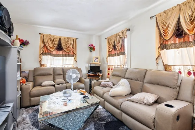 $2,015,000 | 83 Franklin Street, Lynn, MA 01902