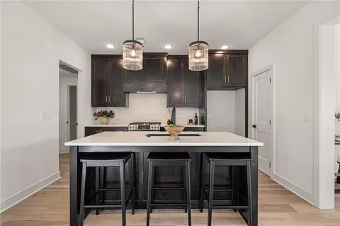$742,010 | 9603 Red Oak Drive, Lenexa, KS 66219