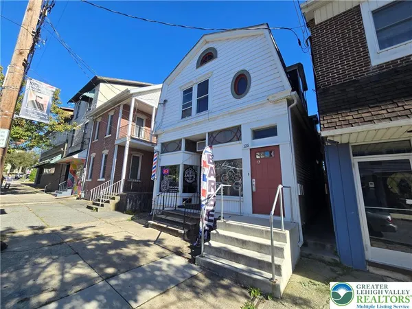 $465,000 | 125 Bridge Street, Catasauqua, PA 18032