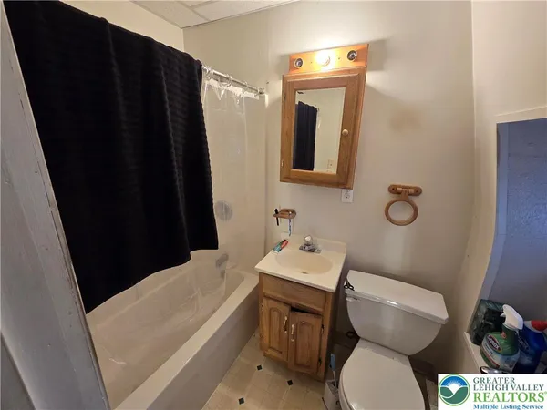 $465,000 | 125 Bridge Street, Catasauqua, PA 18032