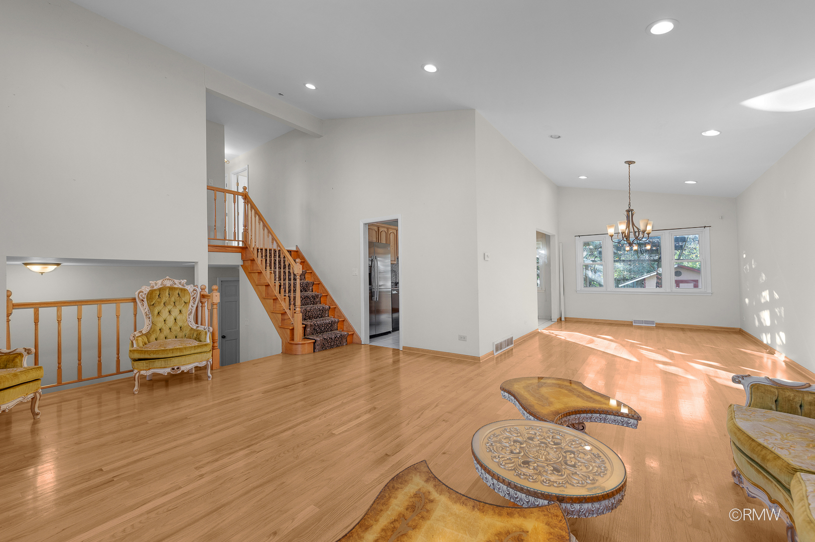 18 South Vista Avenue Addison, IL 60101 - Photo 7 of 32