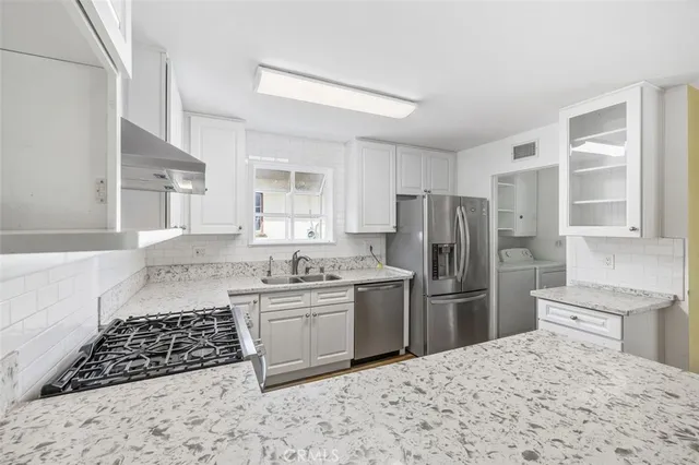 $879,000 | 20159 Londelius Street, Winnetka, CA 91306