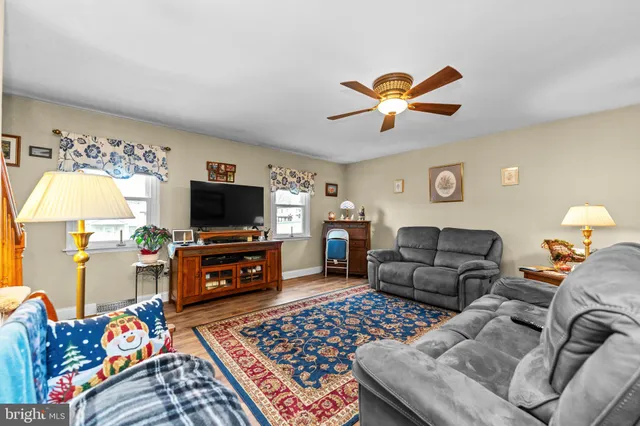 $335,000 | 826 East Wayne Avenue, Allentown, PA 18103