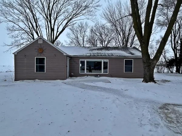 $130,000 | 1900 22nd Drive Southwest, Austin, MN 55912