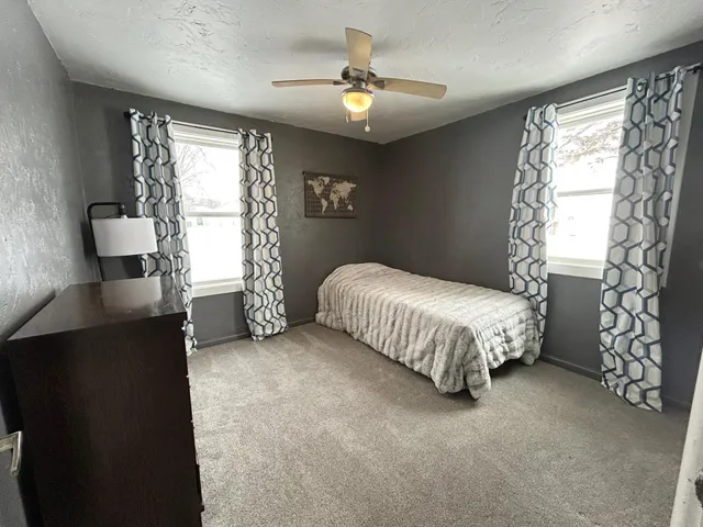 $125,000 | 1900 22nd Drive Southwest, Austin, MN 55912