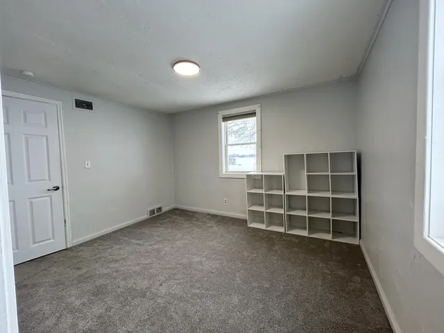 $125,000 | 1900 22nd Drive Southwest, Austin, MN 55912