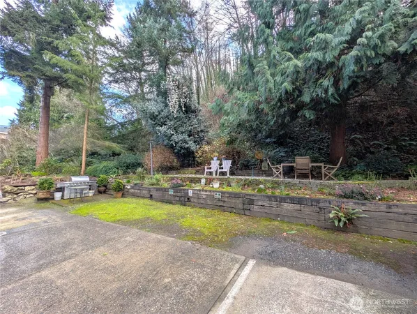 a view of a park